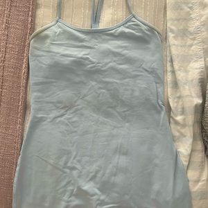 Lululemon size 6 blue tank top